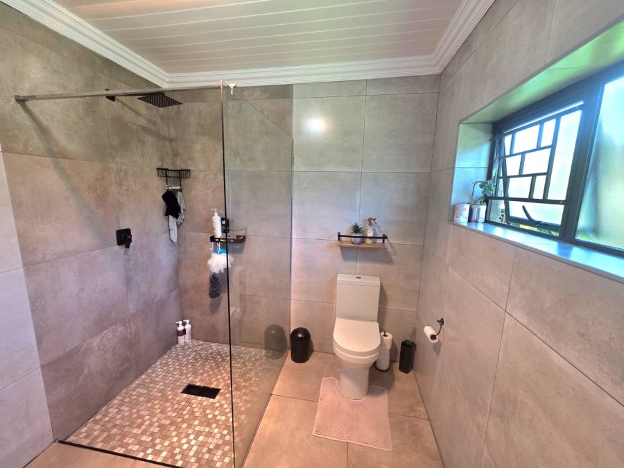 5 Bedroom Property for Sale in Morelig Free State